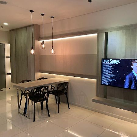 Summer Suites Klcc 1Bedroom With Twin Queen Bed Apartment Kuala Lumpur Bagian luar foto