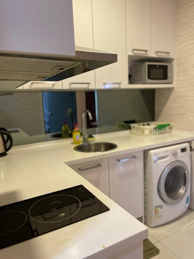 Summer Suites Klcc 1Bedroom With Twin Queen Bed Apartment Kuala Lumpur Bagian luar foto